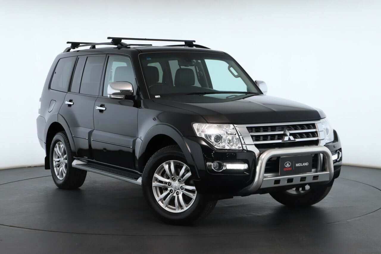 Mitsubishi Pajero image 1