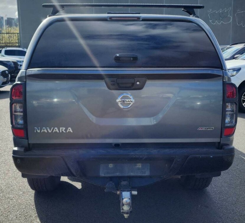 Nissan Navara image 3
