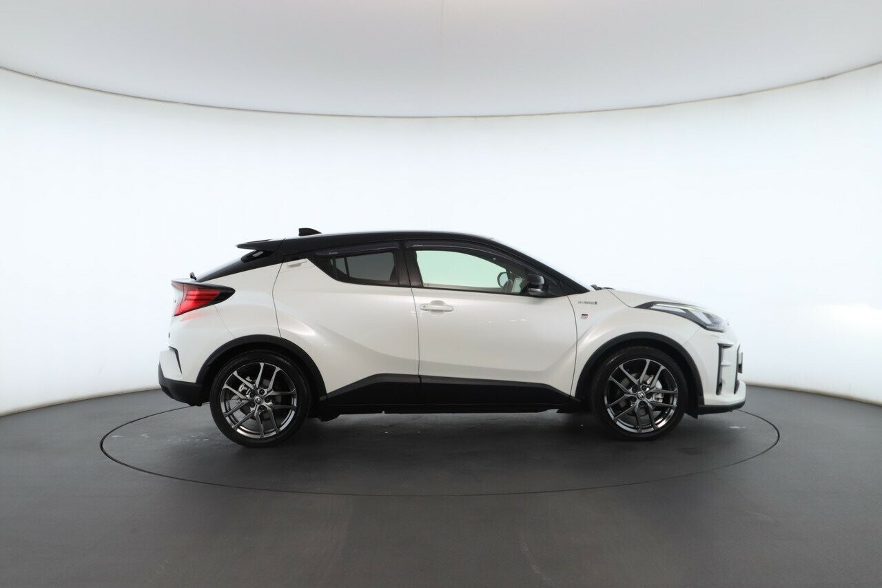 Toyota C-hr image 3