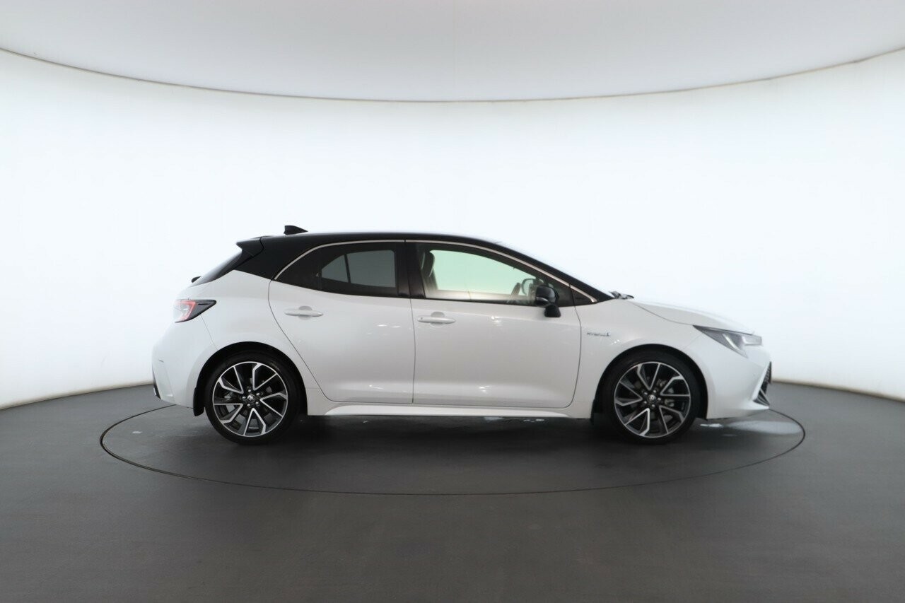 Toyota Corolla image 3
