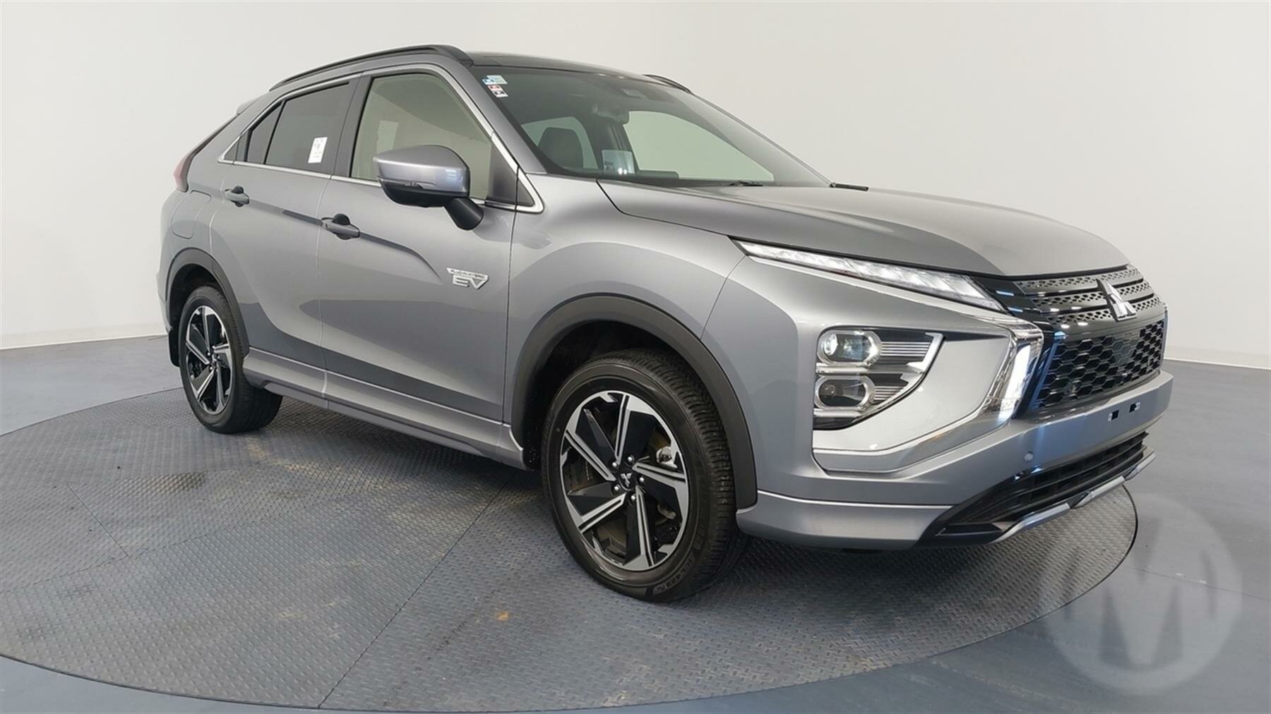 Mitsubishi Eclipse Cross image 1