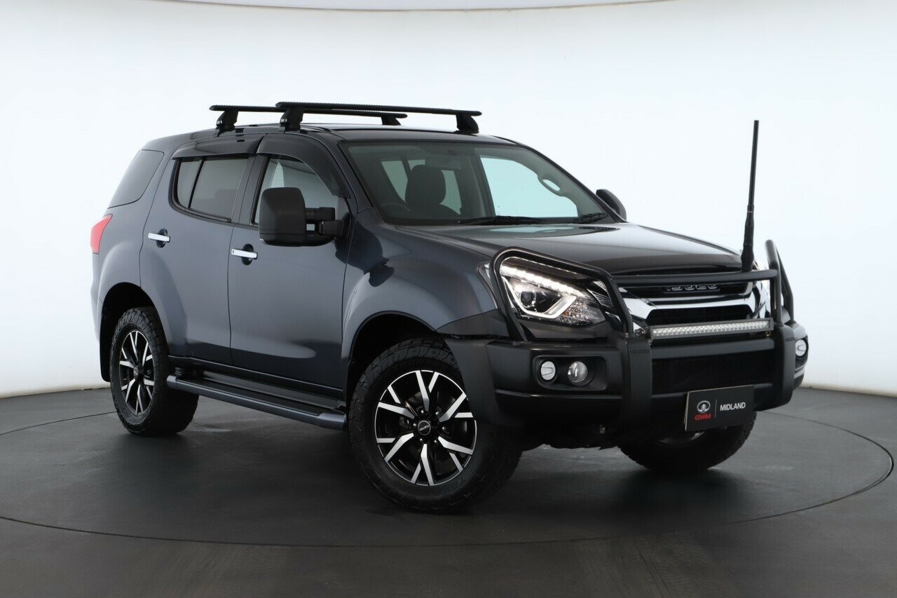 Isuzu Mu-x image 1