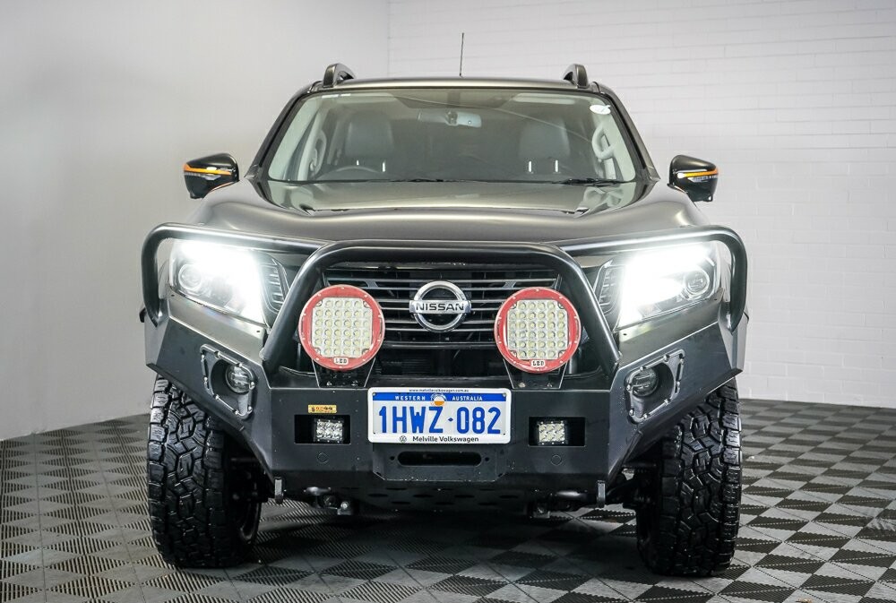 Nissan Navara image 2
