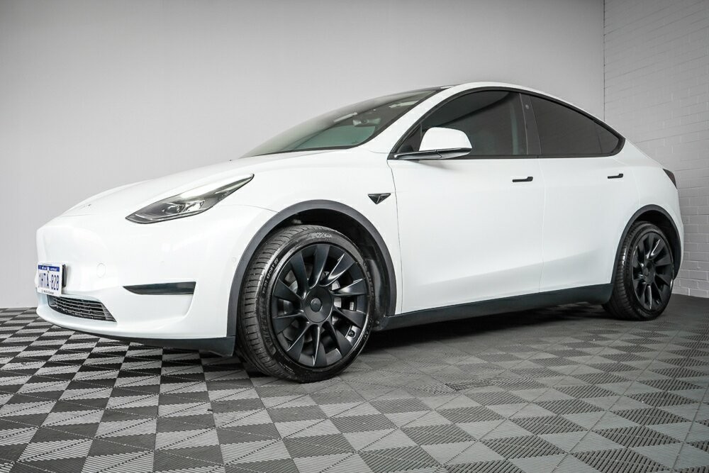 Tesla Model Y image 4