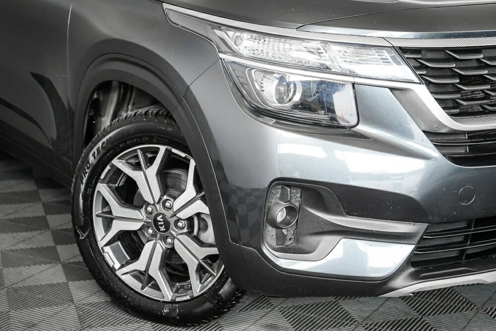 Kia Seltos image 2