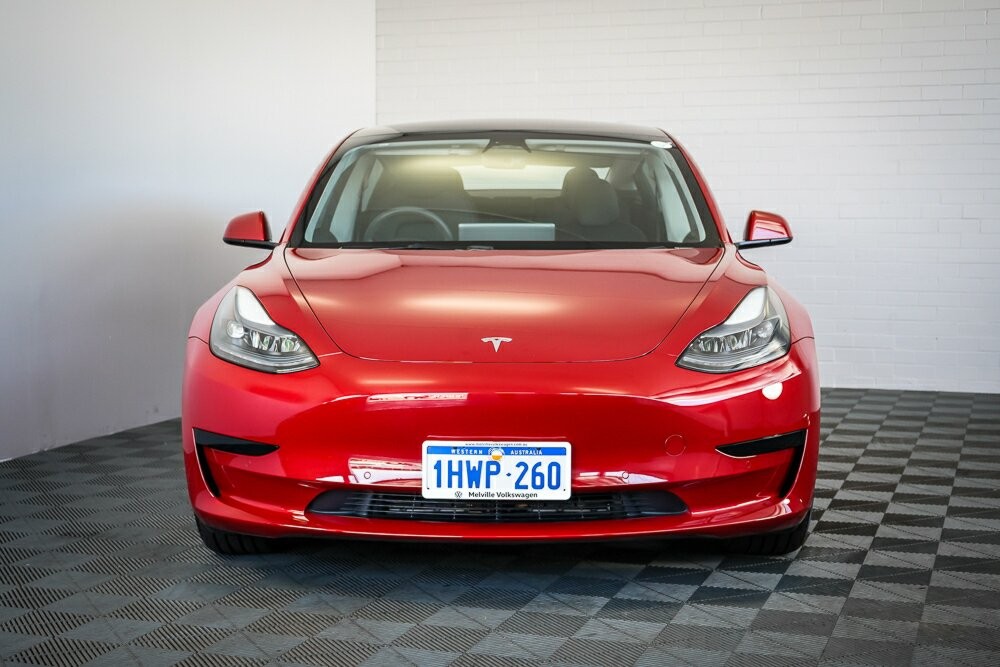 Tesla Model 3 image 3