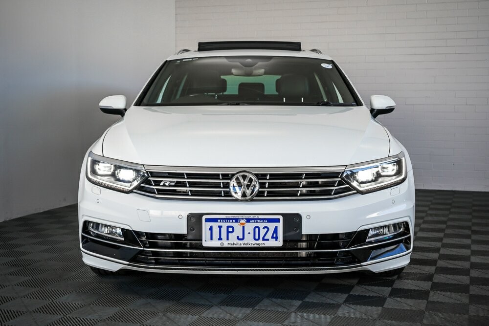 Volkswagen Passat image 3
