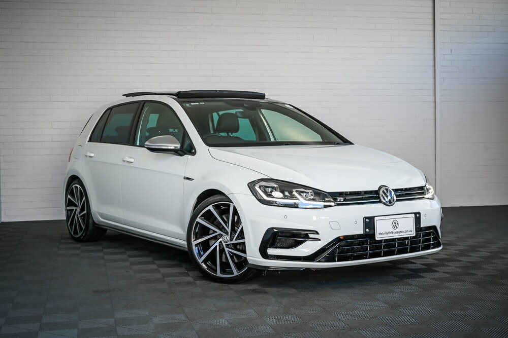 Volkswagen Golf image 1