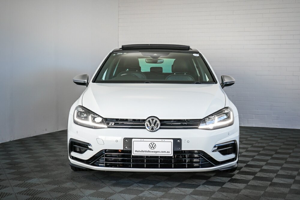 Volkswagen Golf image 3