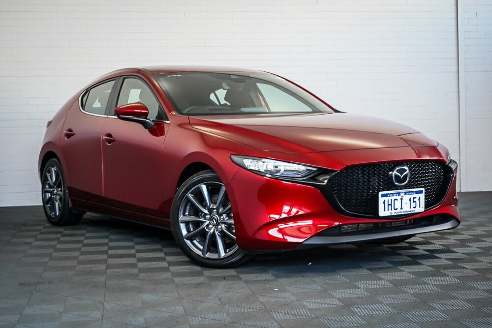 Mazda 3 image 1
