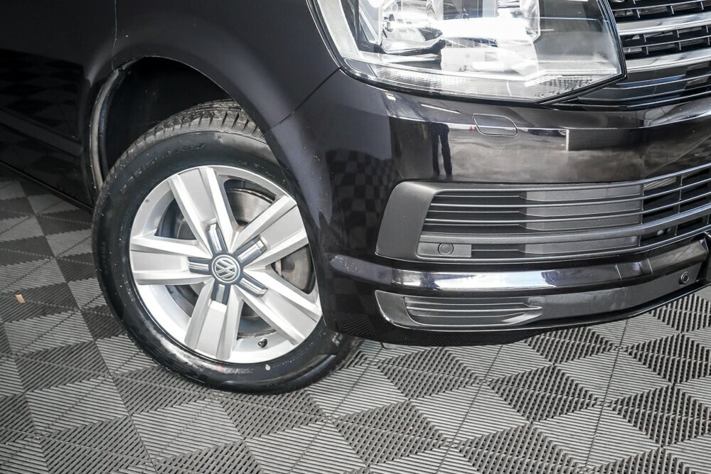 Volkswagen Multivan image 2