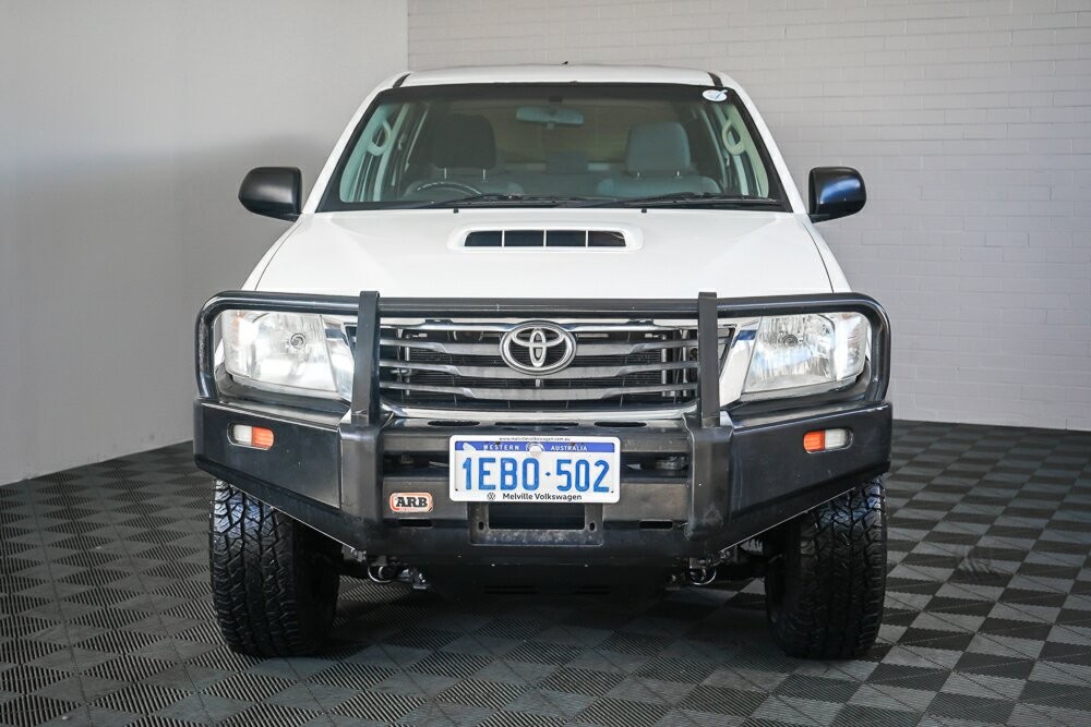 Toyota Hilux image 3