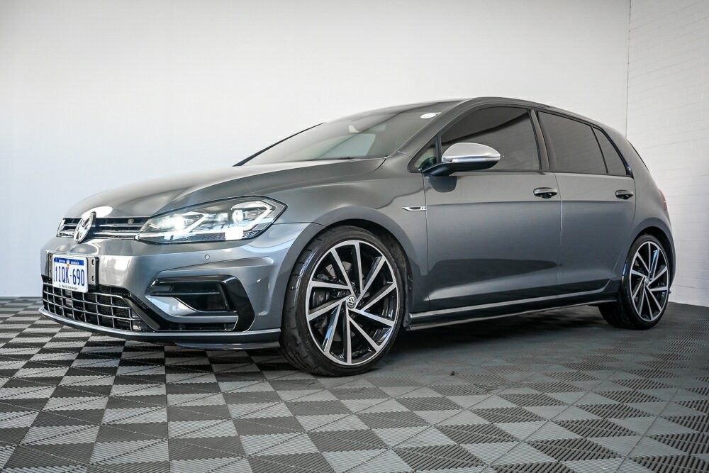 Volkswagen Golf image 4