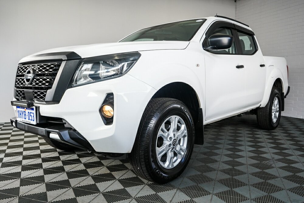 Nissan Navara image 4