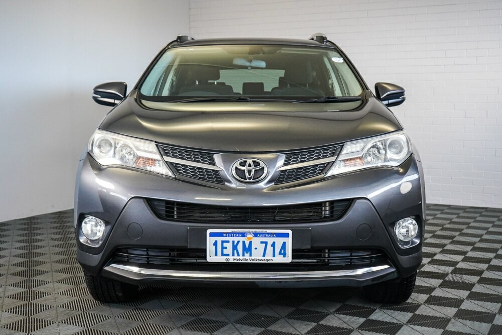 Toyota Rav4 image 3