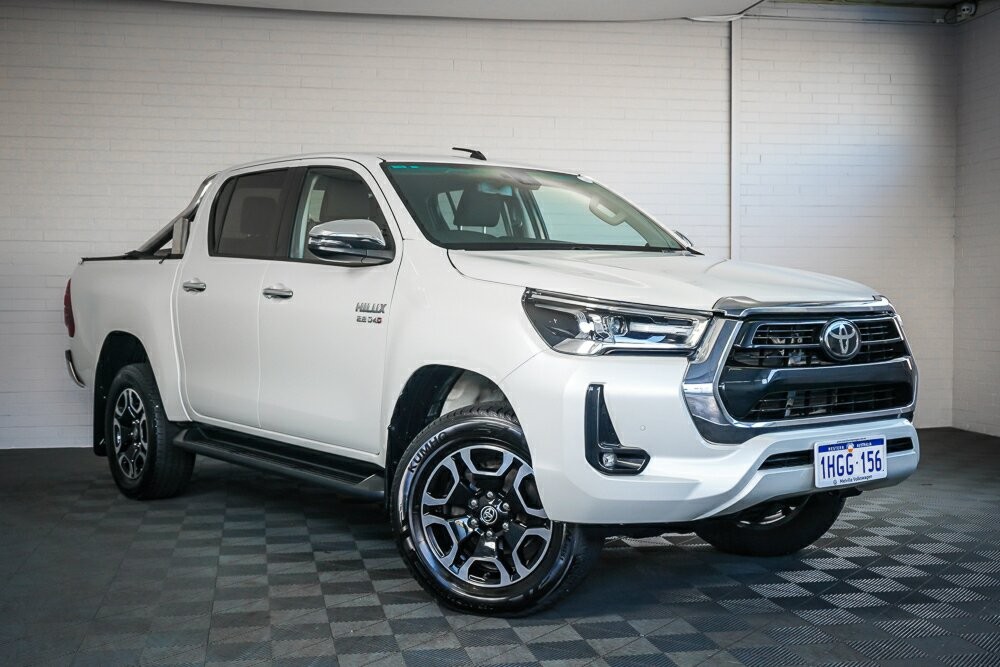 Toyota Hilux image 1