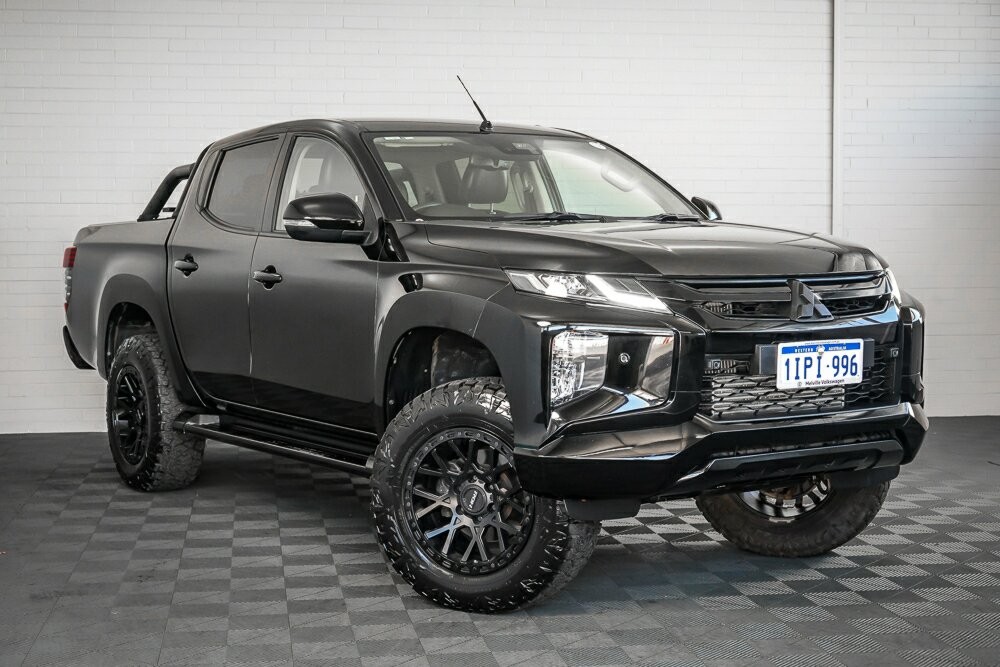 Mitsubishi Triton image 1
