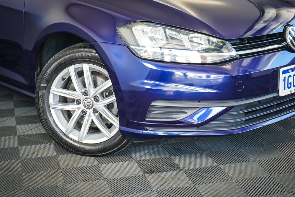Volkswagen Golf image 2
