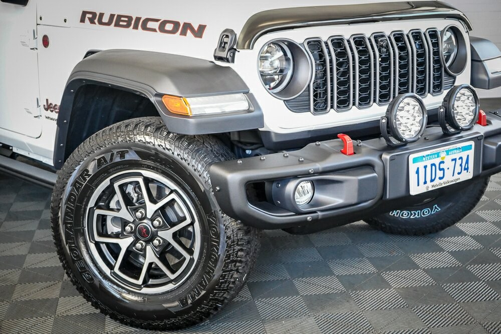 Jeep Wrangler image 2