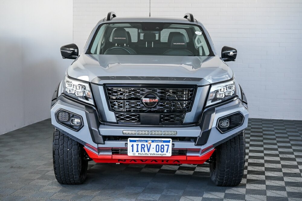Nissan Navara image 3