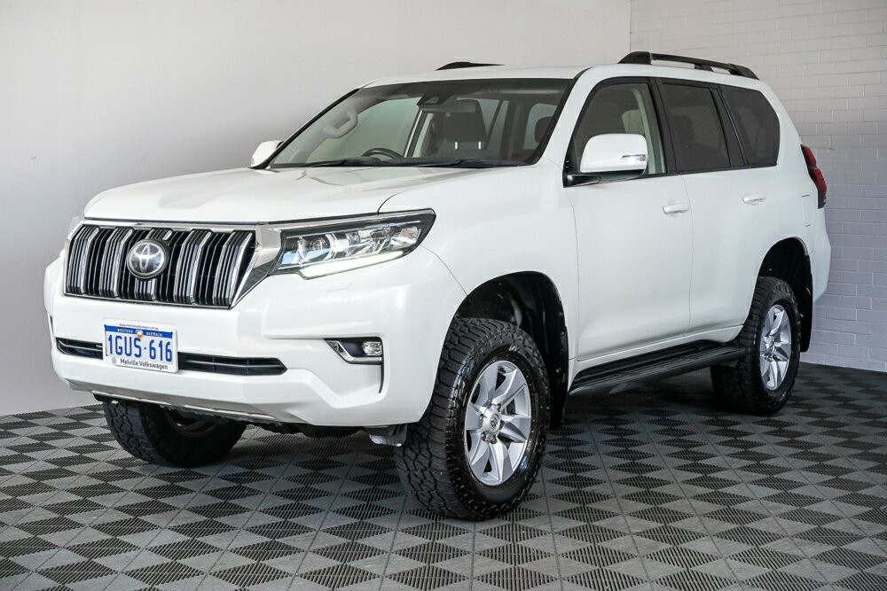 Toyota Landcruiser Prado image 3