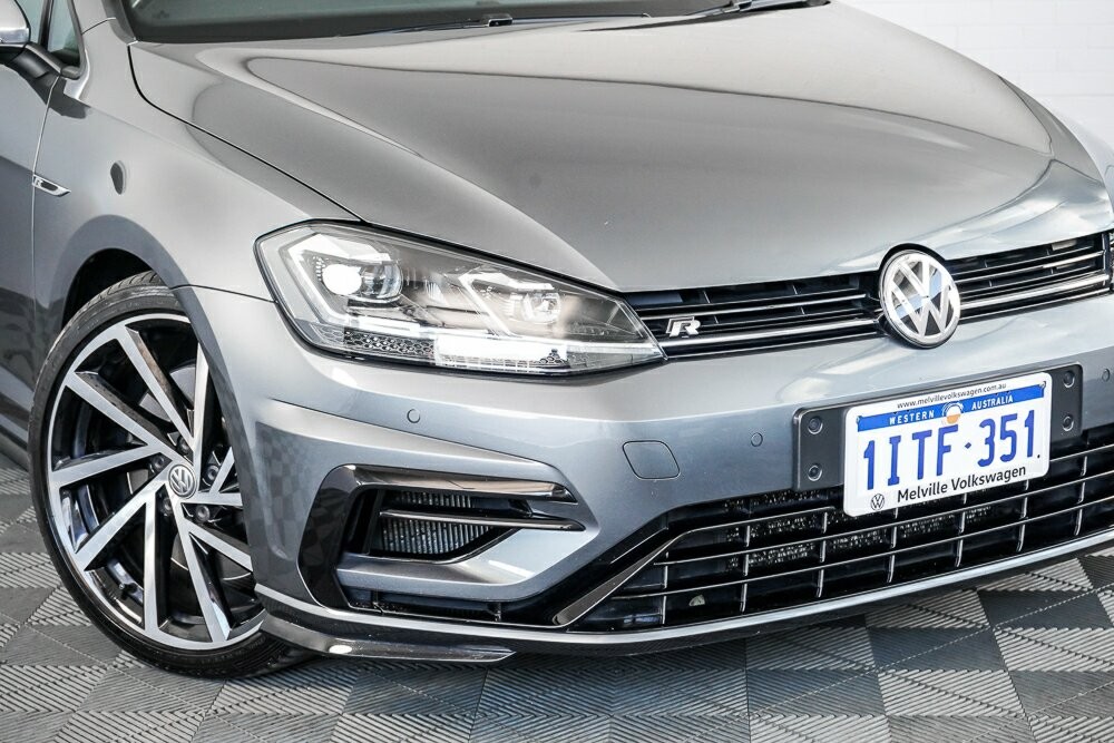 Volkswagen Golf image 2