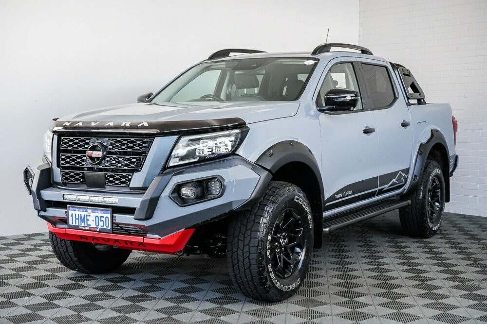 Nissan Navara image 4