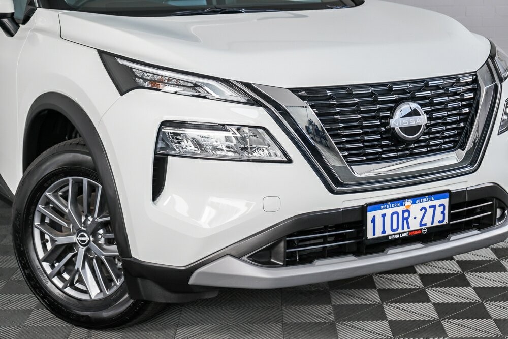 Nissan X-trail image 2