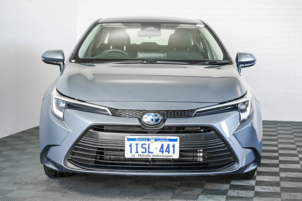 Toyota Corolla image 3