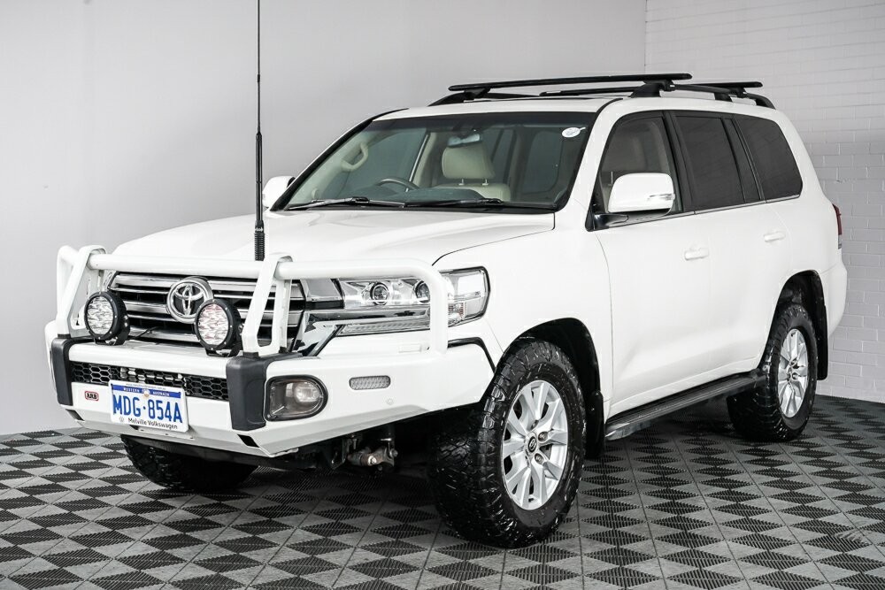 Toyota Landcruiser image 4