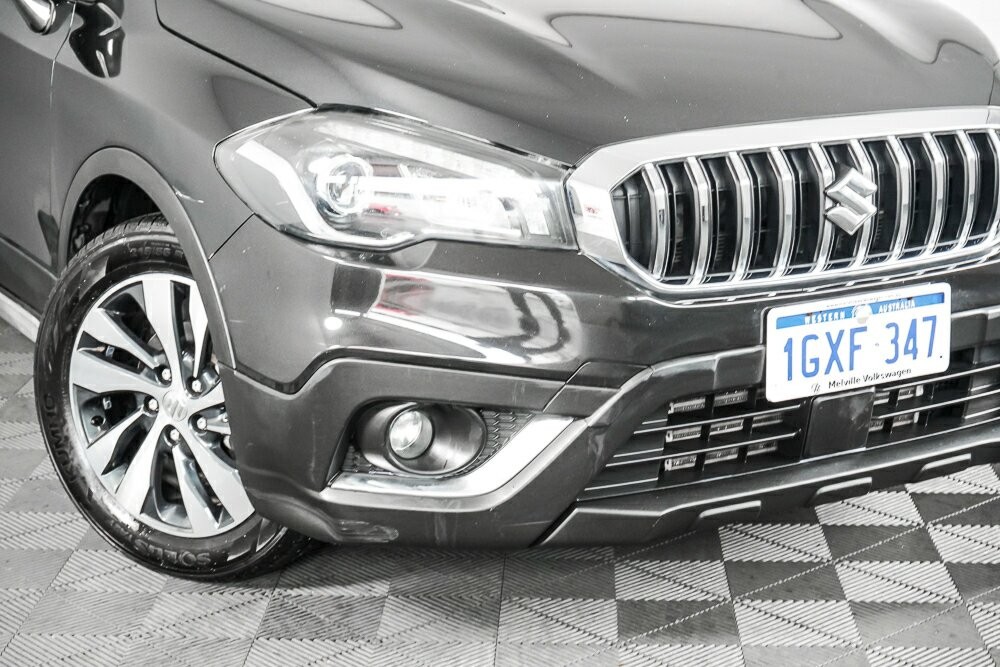 Suzuki S-cross image 2