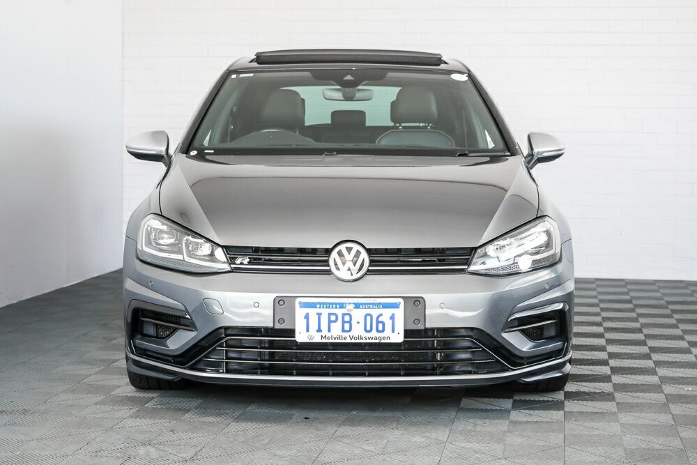 Volkswagen Golf image 3