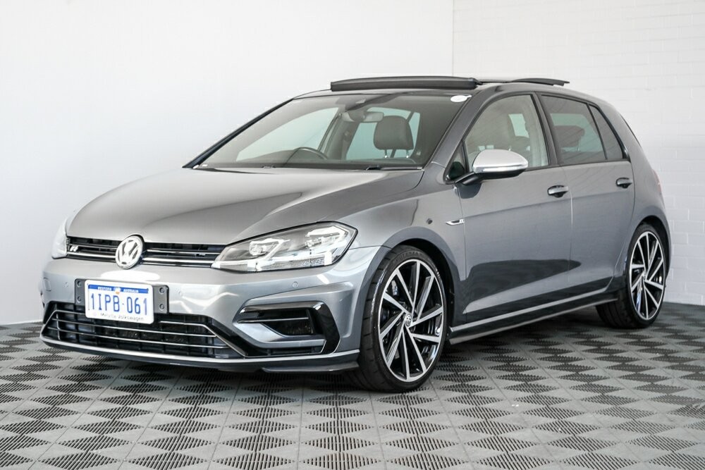 Volkswagen Golf image 4