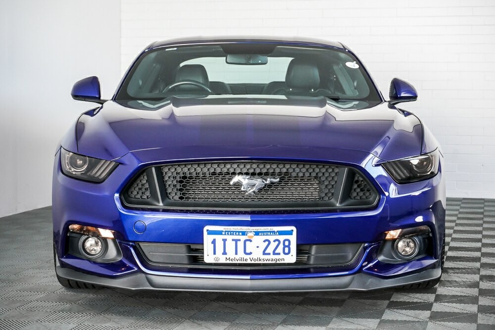 Ford Mustang image 3