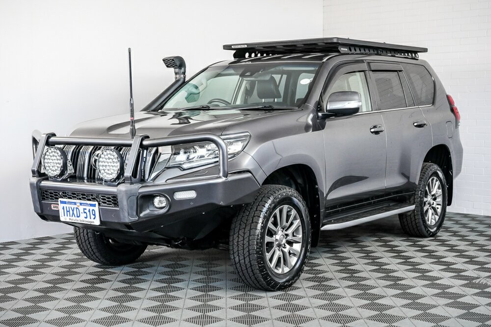 Toyota Landcruiser Prado image 4