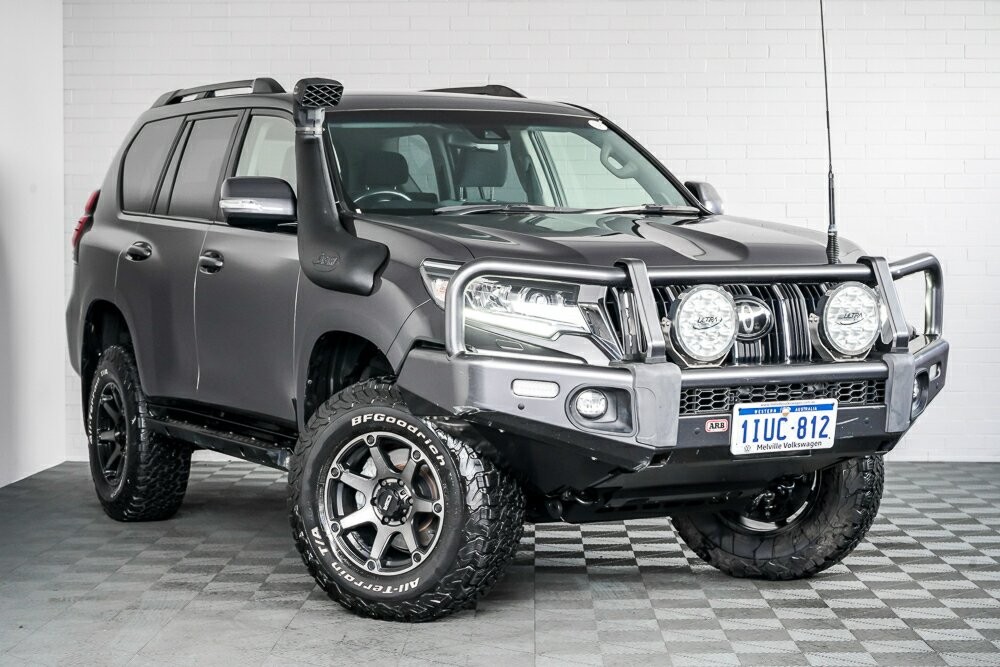 Toyota Landcruiser Prado image 1