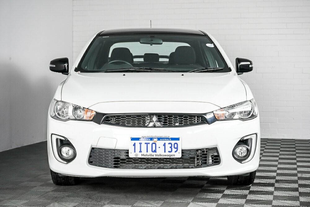 Mitsubishi Lancer image 3