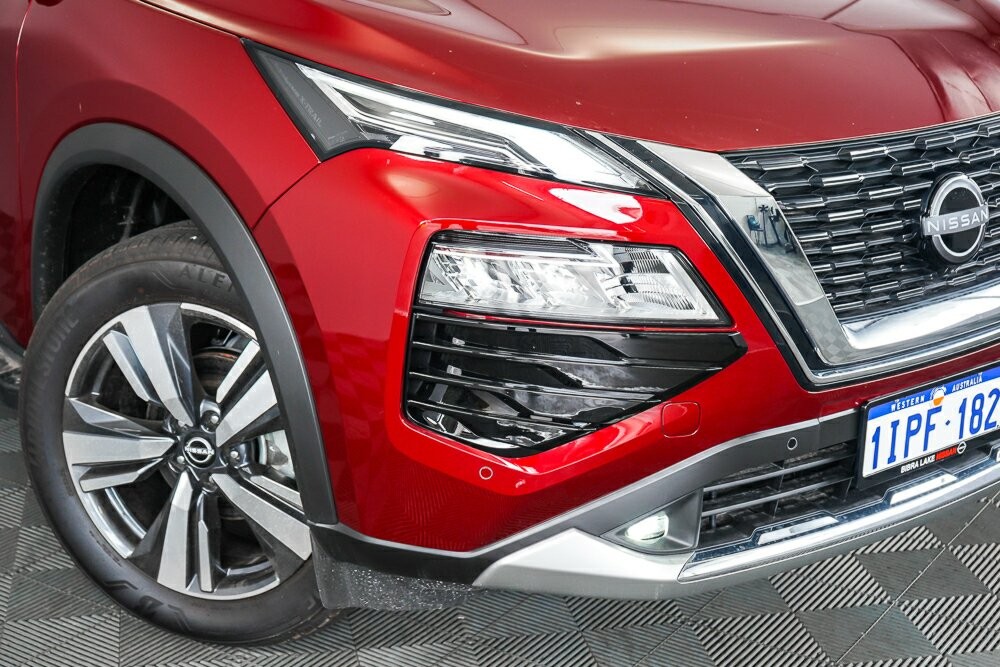 Nissan X-trail image 2