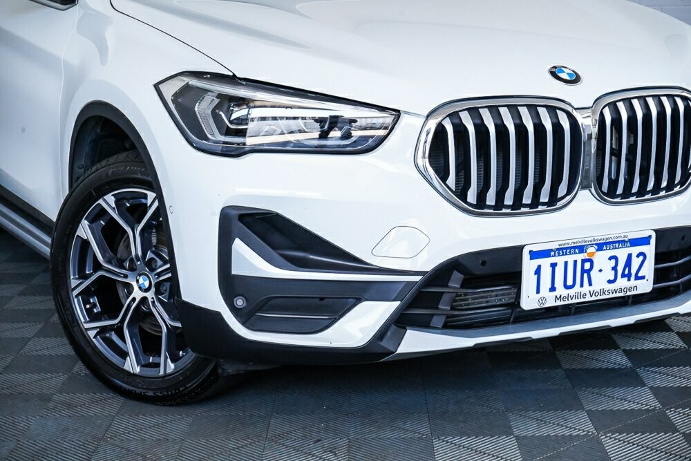 BMW X1 image 2