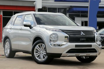 https://vehicle-cdn.autoleague.cloud/28156_22930576_1.jpg