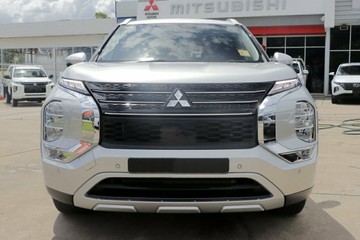 https://vehicle-cdn.autoleague.cloud/28156_22930576_15.jpg