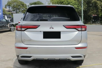 https://vehicle-cdn.autoleague.cloud/28156_22930576_17.jpg