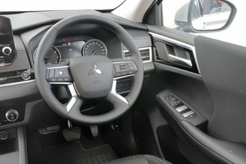 https://vehicle-cdn.autoleague.cloud/28156_22930576_7.jpg