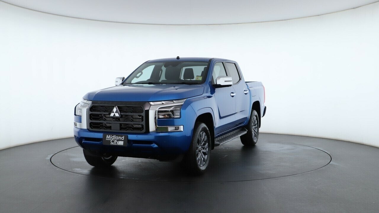 Mitsubishi Triton image 2