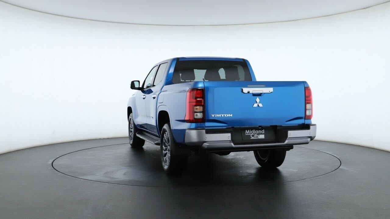 Mitsubishi Triton image 4