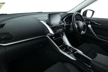 https://vehicle-cdn.autoleague.cloud/28156_3006854_32.jpg