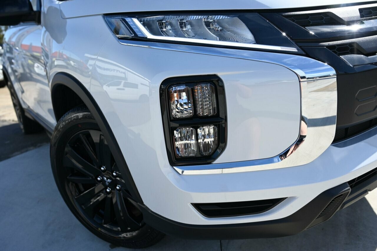 Mitsubishi Asx image 2