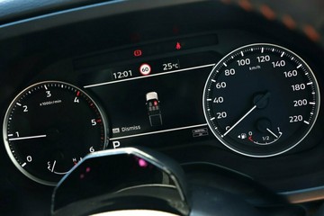 https://vehicle-cdn.autoleague.cloud/28156_3028549_10.jpg