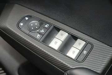https://vehicle-cdn.autoleague.cloud/28156_3033194_17.jpg