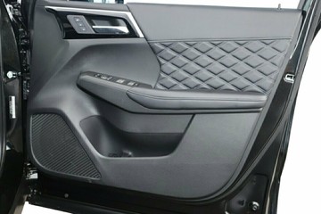 https://vehicle-cdn.autoleague.cloud/28156_3033194_19.jpg